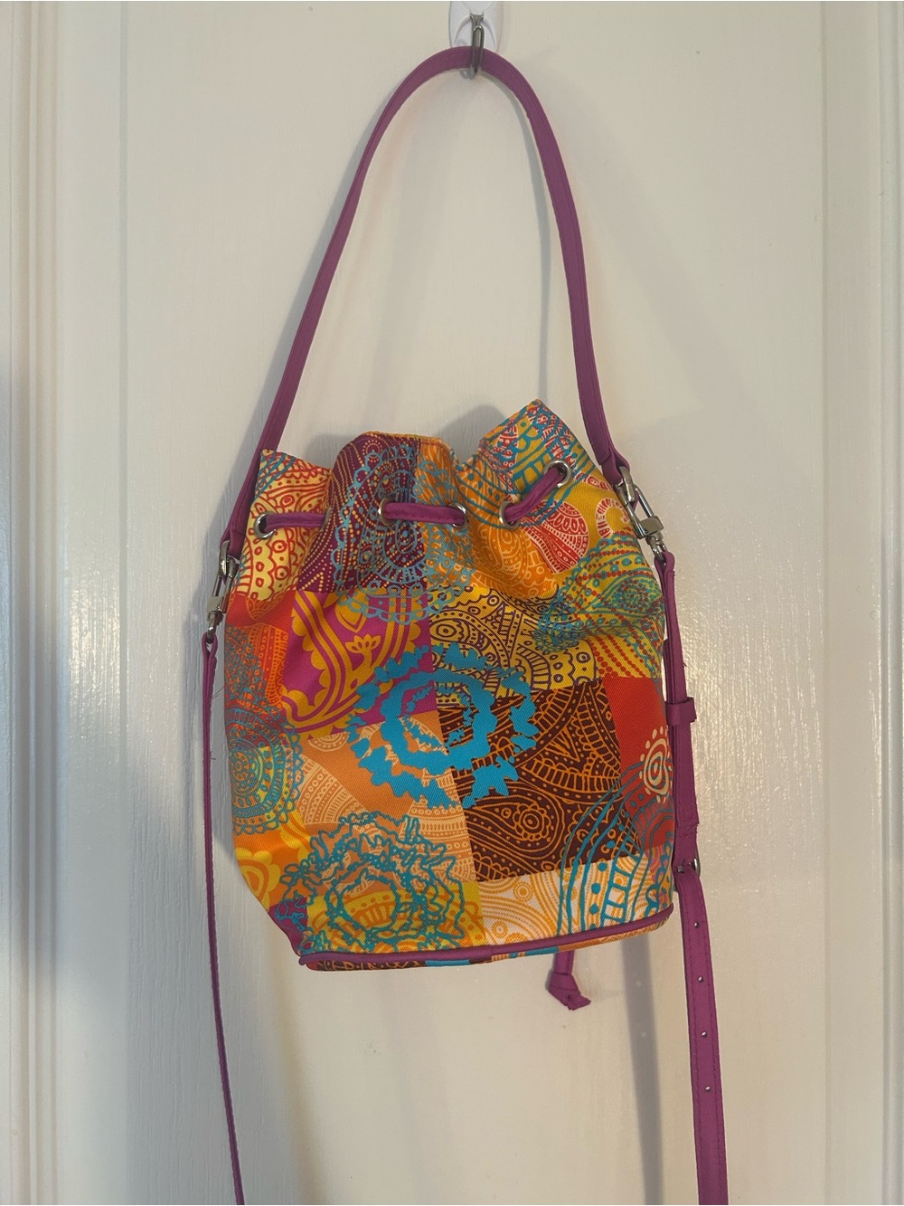 New Women’s Vibrant Multicolor Drawstring Bucket Bag Jim Thompson